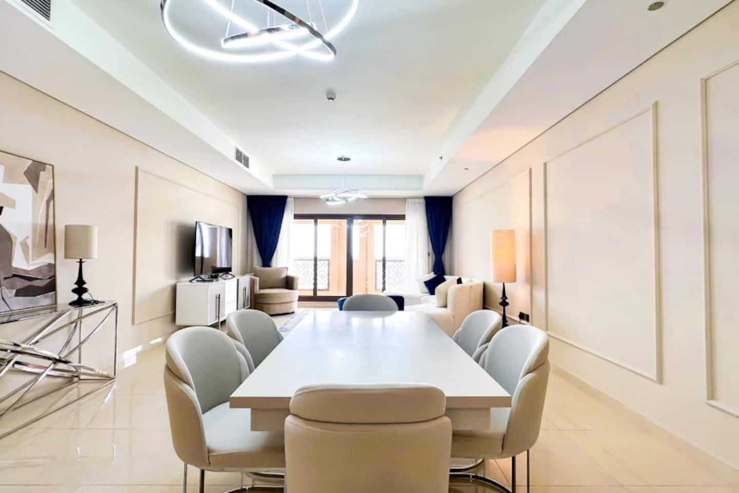 Summer Offer Private Beach And Pool Apartment Dubai