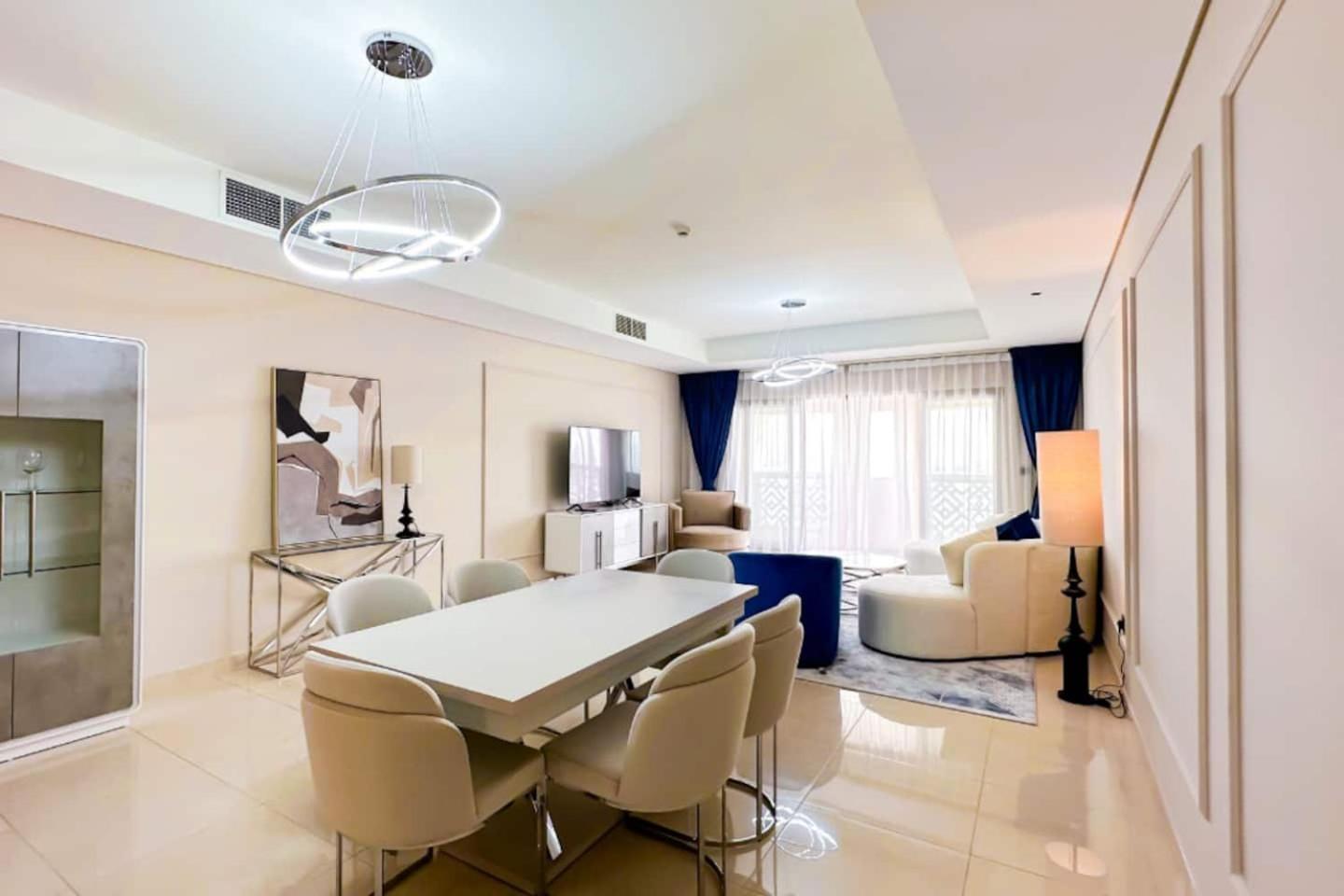 Summer Offer Private Beach And Pool Apartment Dubai